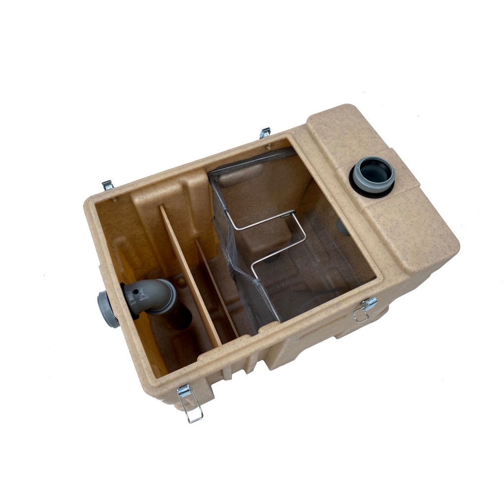 Сепаратор масти ПЕ ЦЛЕАН проток 0.5л/с 520к340к380 Песак (СГПЕ05-НС)